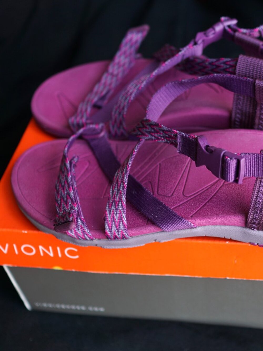 Vionic Sage Dorrin Berry Pink Purple Orthopaedic Sport Sandals Size 7 - Picture 2 of 5
